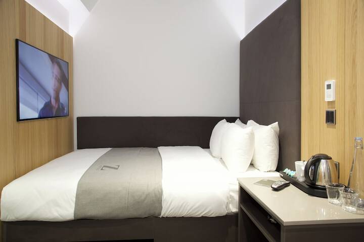 Room 21 of 58