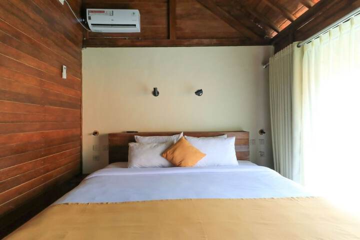 Room 5 of 51