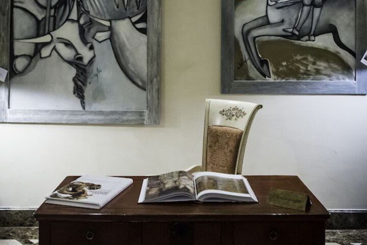 Concierge desk