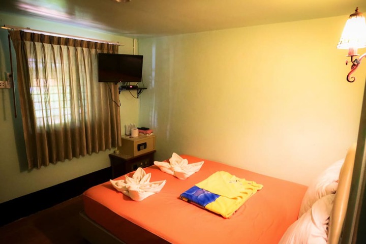 Room 21 of 61