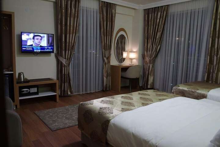 Room 7 of 22