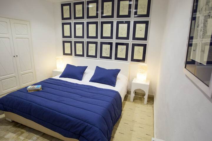 Room 6 of 43
