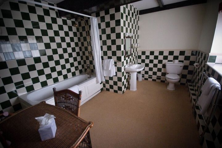 Room 31 of 93