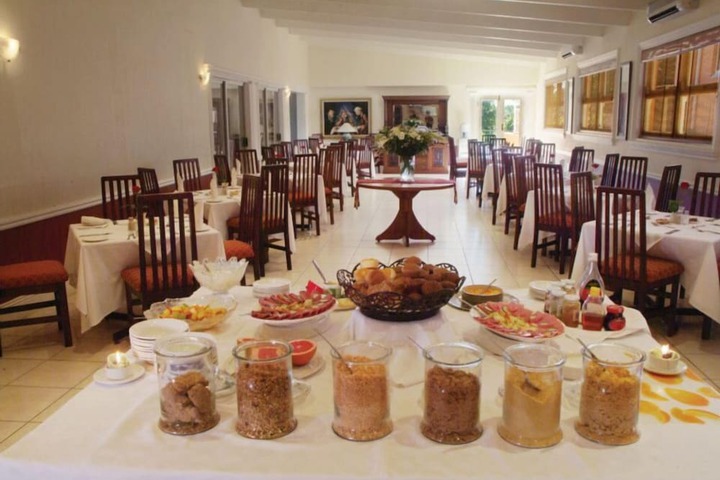 Breakfast/Coffee Service 11 of 21