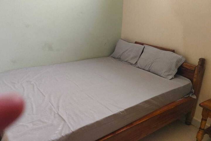Room 15 of 23