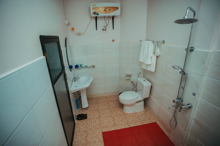 Room 19 of 25