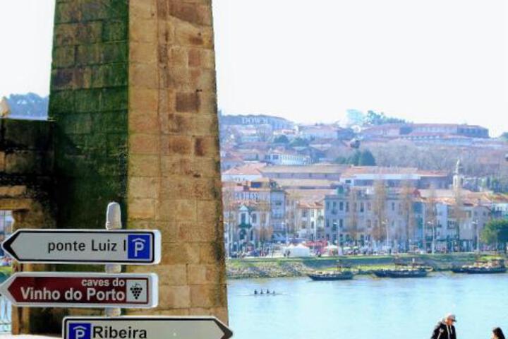 Porto Happy Flats