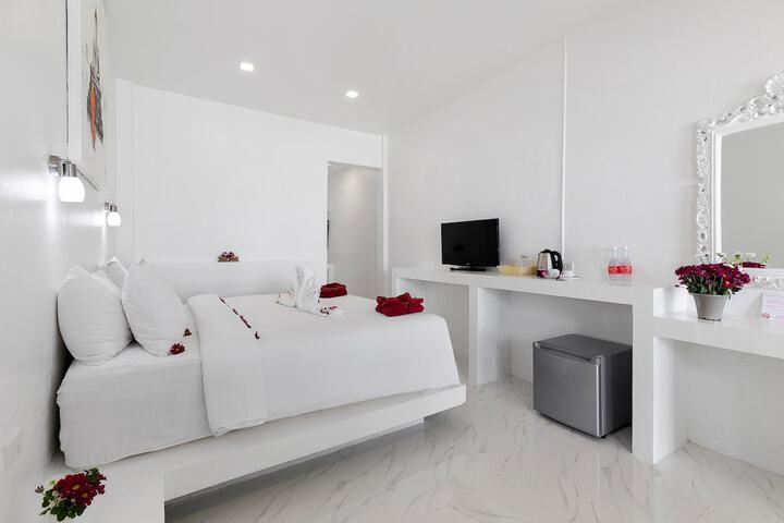 Room 13 of 169