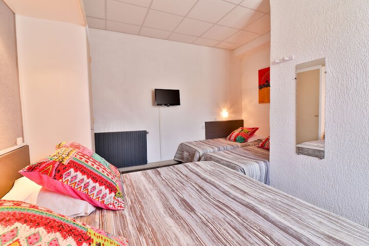 Room 20 of 48