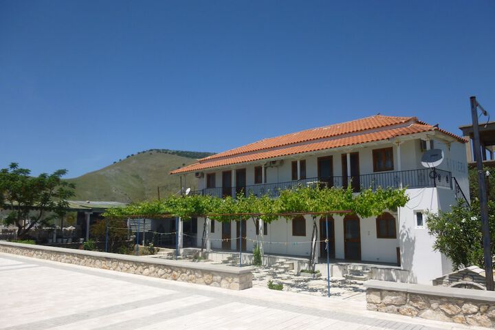 Hotel Riviera in Himarë