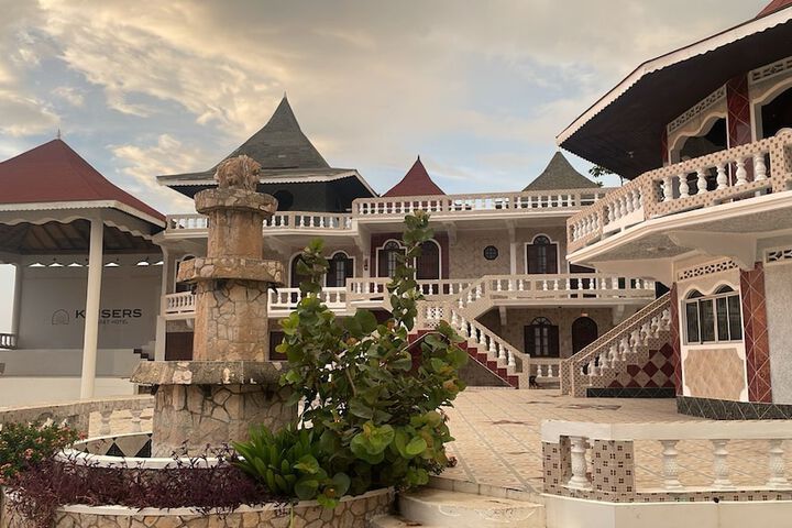 Hotel 37 of 79