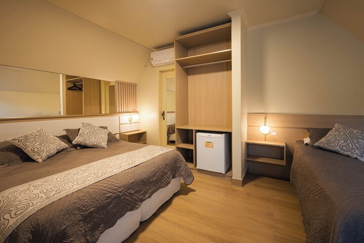 Room 18 of 44