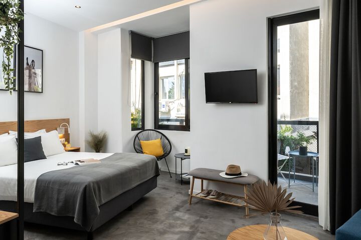Room 21 of 100