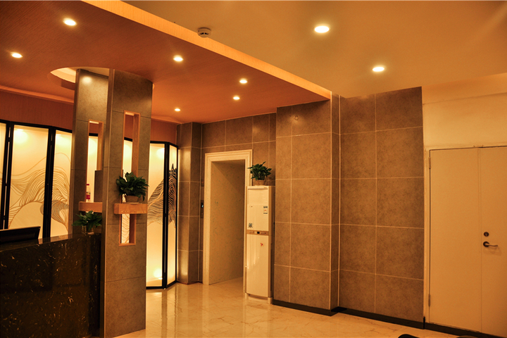 Hotel Interior 4 of 9