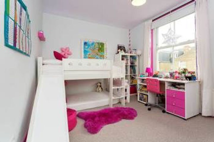 Room 18 of 26