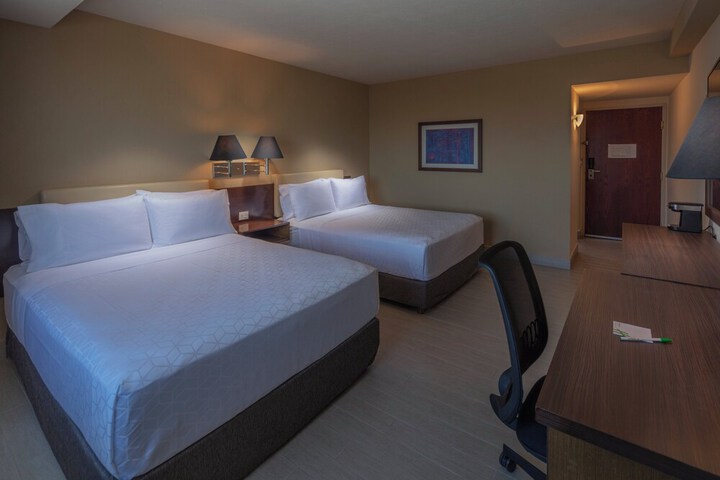 Room 25 of 72