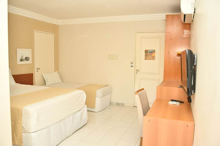 Room 5 of 27