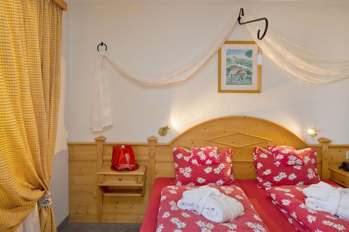 Room 3 of 57
