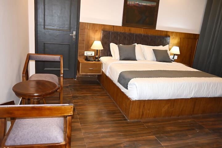 Room 12 of 47