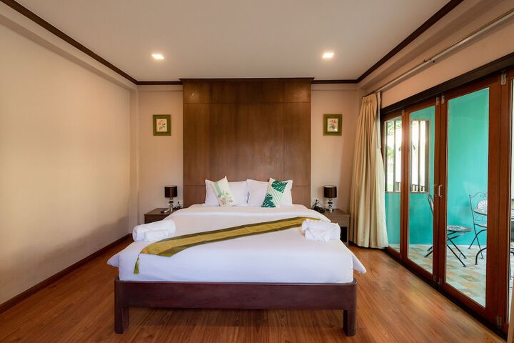 Room 5 of 23