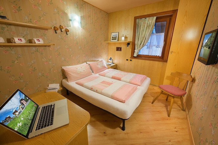 Room 13 of 56