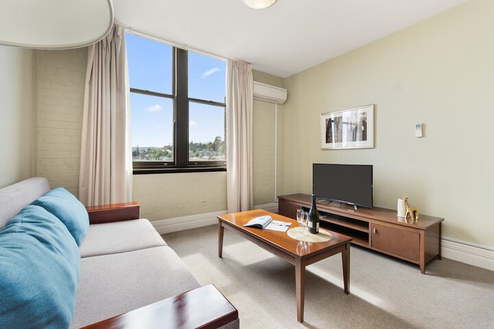 Room 20 of 37