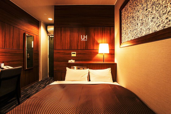 Room 5 of 34