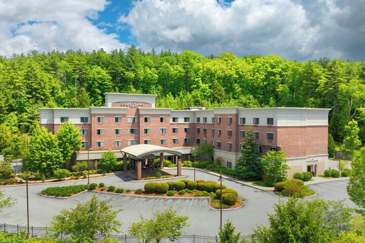 Hotel 52 of 54