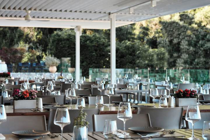 Dining 79 of 111