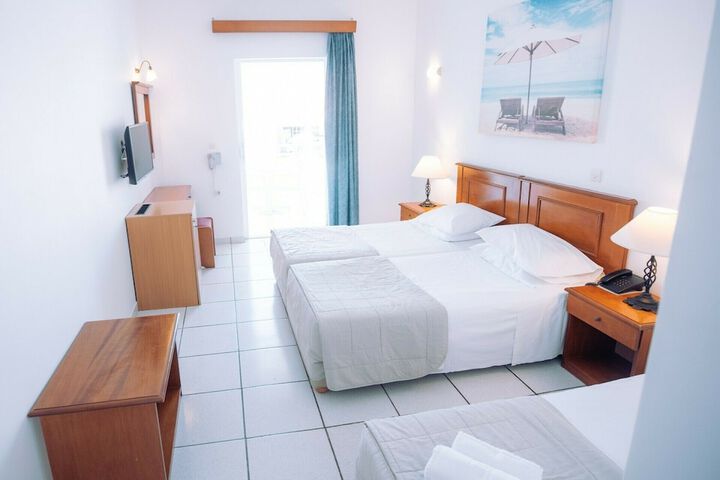Room 20 of 184