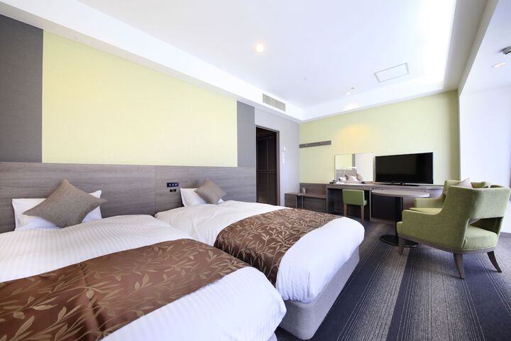 Room 9 of 52