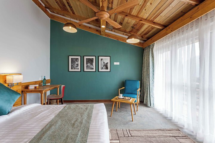 Room 8 of 46