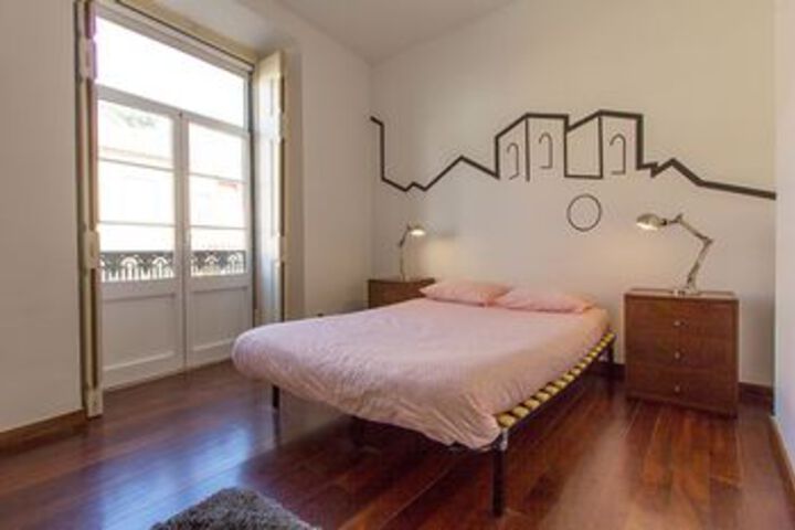 Room 7 of 14