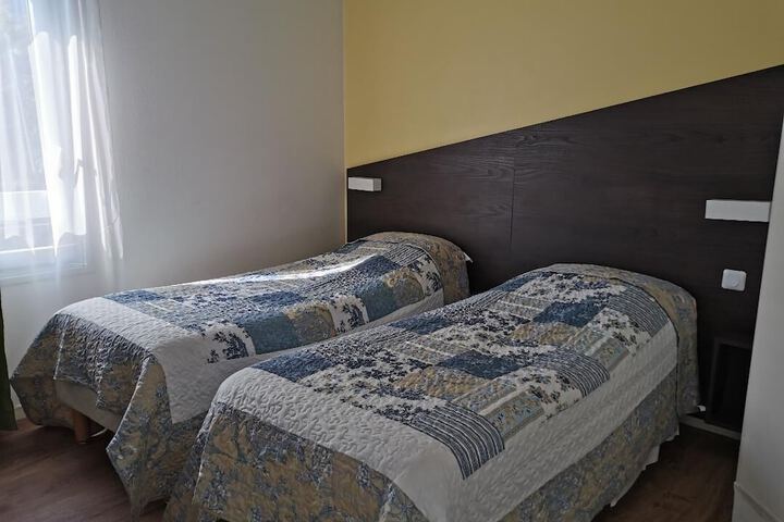 Room 8 of 58