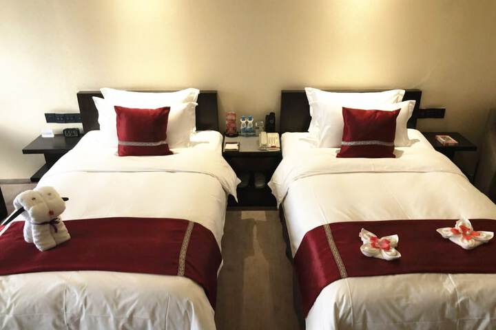 Room 22 of 46