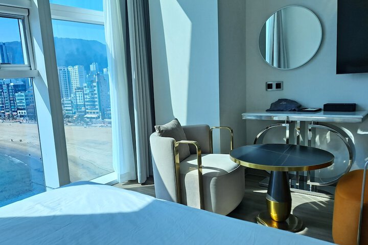 Room 20 of 52