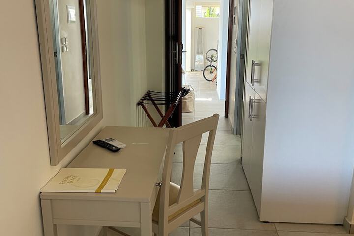 Room 57 of 154