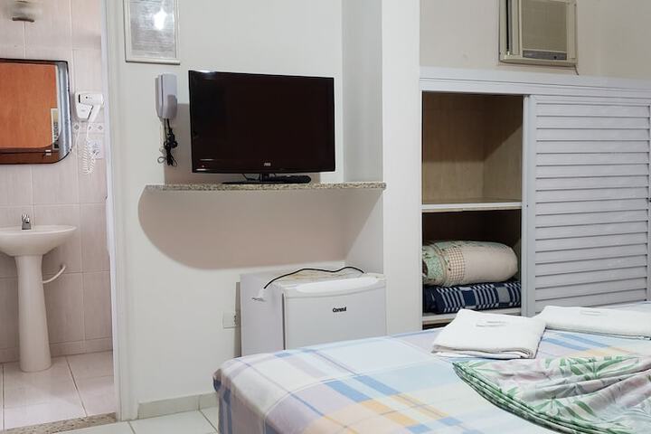 Room 13 of 97