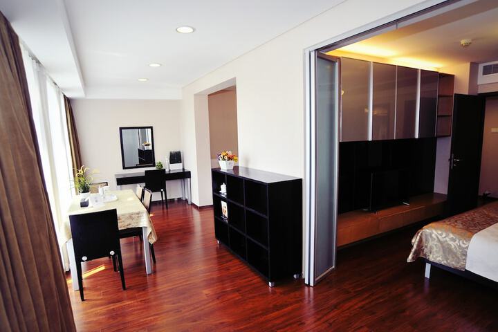 Room 7 of 36