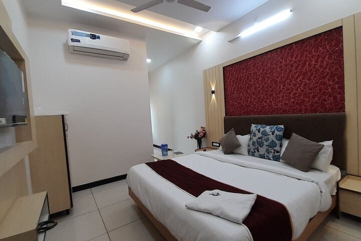 Room 14 of 69