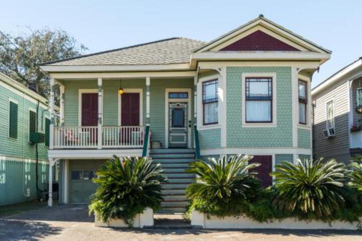 Victorian Galveston House in Galveston, TX