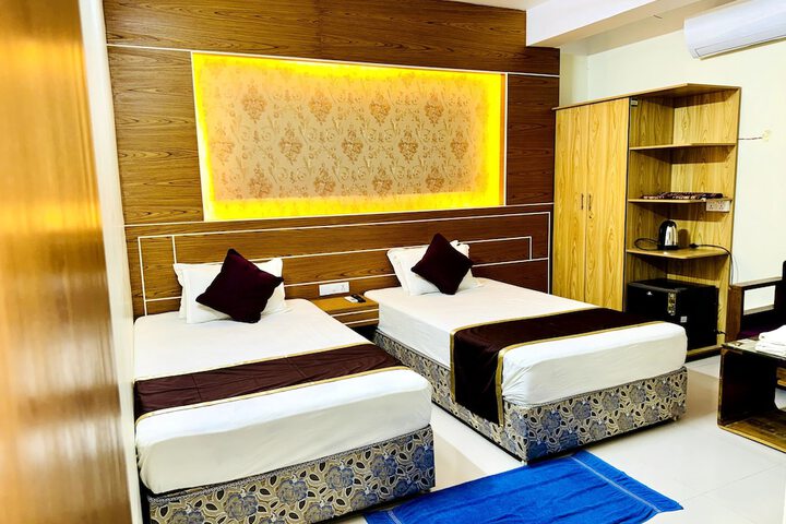 Room 16 of 20