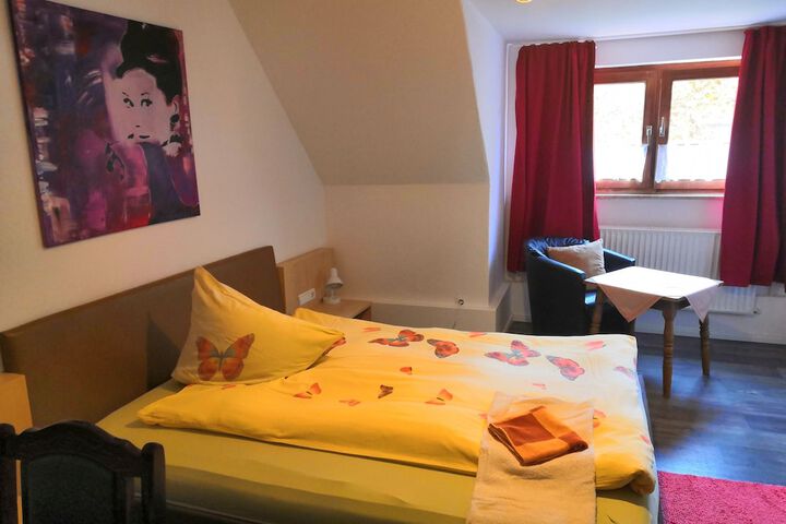 Room 5 of 41