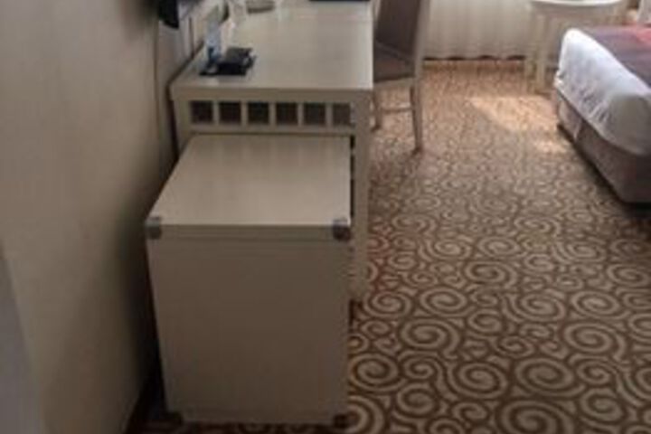 Room 8 of 29