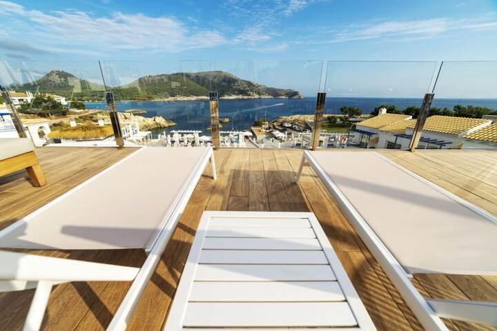 Sundeck 106 of 110