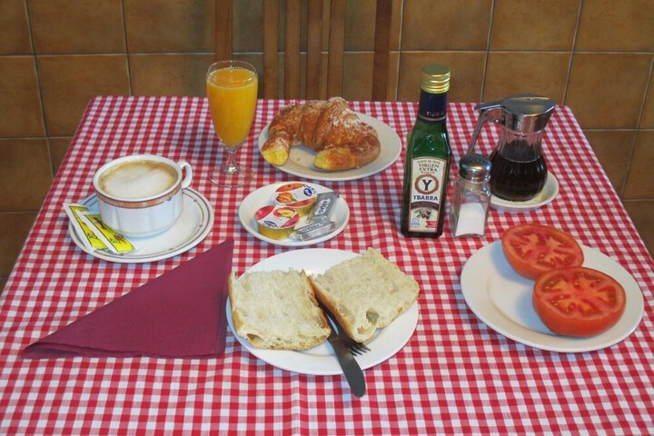 Breakfast/Coffee Service 29 of 52