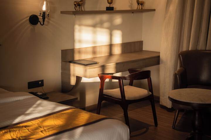 Room 3 of 39