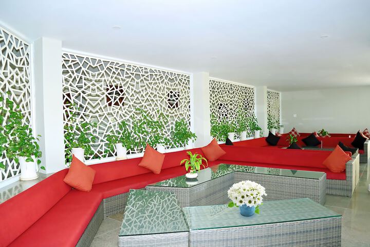 Hotel Interior 5 of 99