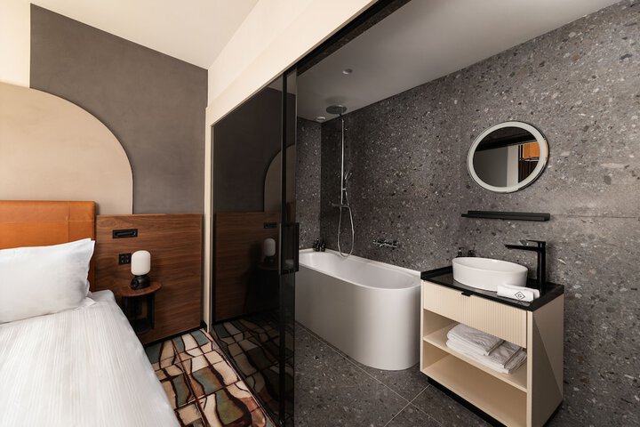 Room 47 of 52