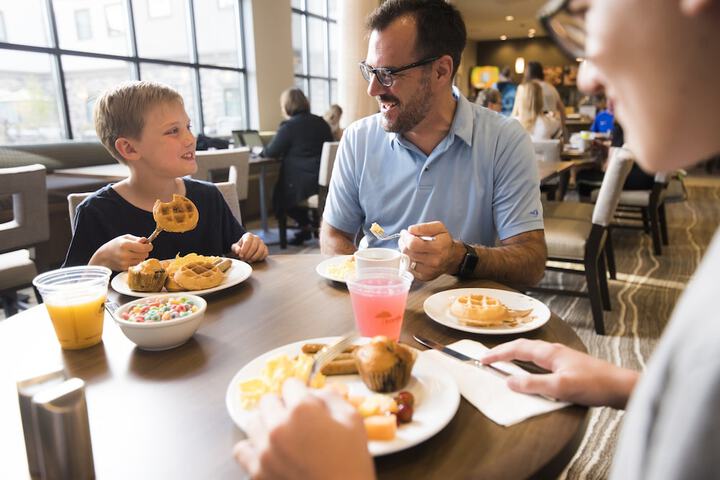 Breakfast/Coffee Service 40 of 61